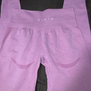 NVGTN Pastel Pink Seamless Leggings